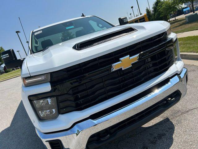 new 2024 Chevrolet Silverado 2500 car, priced at $50,304