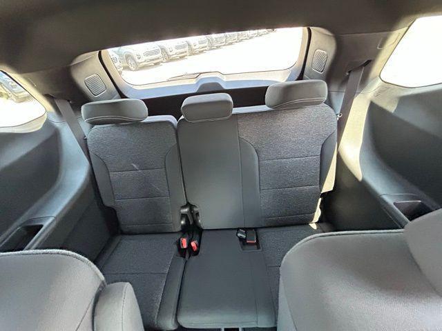 new 2025 Chevrolet Traverse car, priced at $44,245