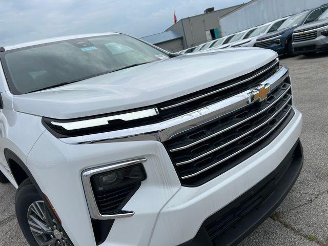 new 2025 Chevrolet Traverse car, priced at $44,245