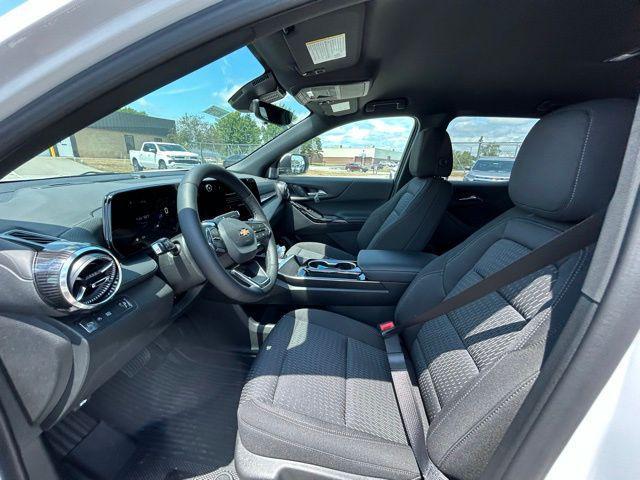 new 2025 Chevrolet Equinox car, priced at $29,370