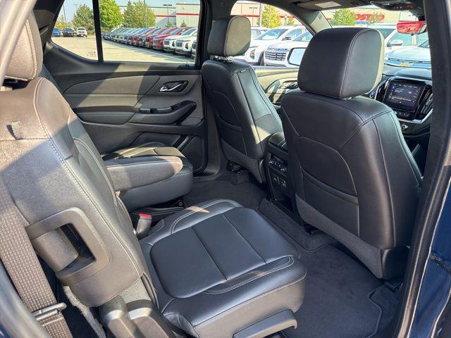 used 2022 Chevrolet Traverse car, priced at $32,834