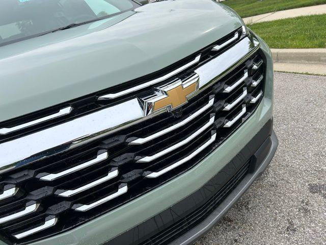new 2026 Chevrolet Equinox car, priced at $36,290