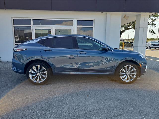 new 2025 Buick Envista car, priced at $27,316