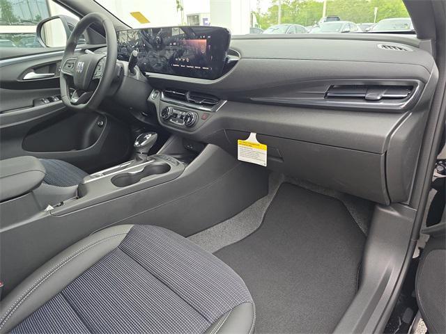 new 2025 Buick Envista car, priced at $26,231