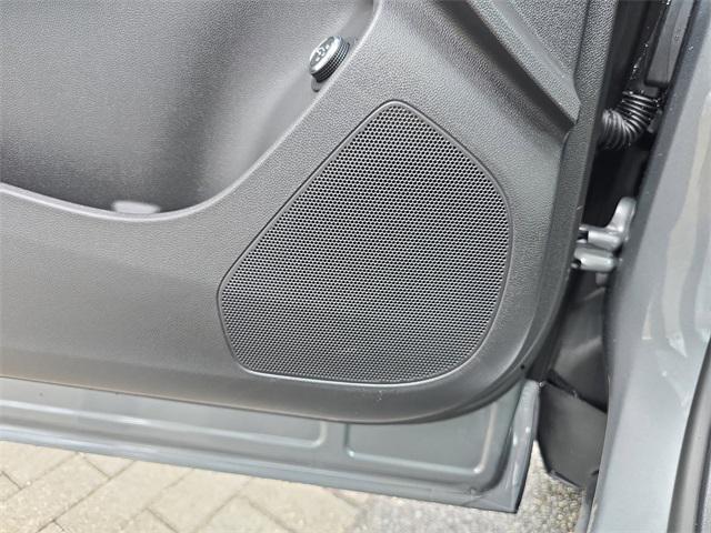 new 2025 Buick Envista car, priced at $25,704