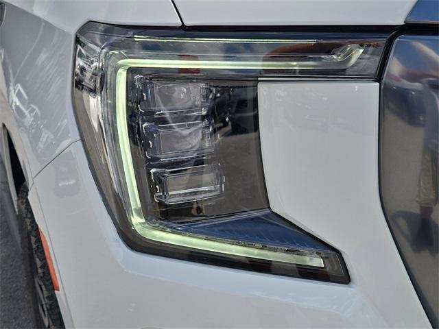 used 2023 GMC Yukon XL car, priced at $69,770