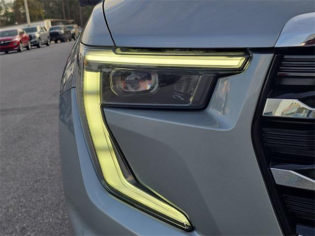 used 2025 GMC Acadia car, priced at $33,885