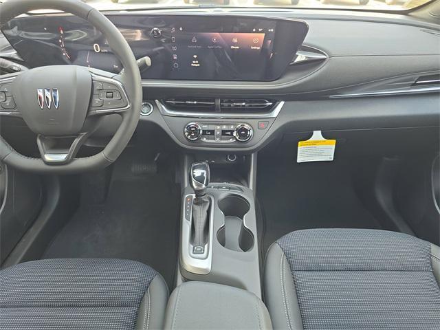 new 2025 Buick Envista car, priced at $25,670