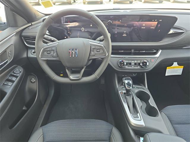 new 2025 Buick Envista car, priced at $25,670