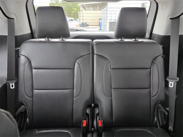 used 2023 GMC Acadia car, priced at $31,641
