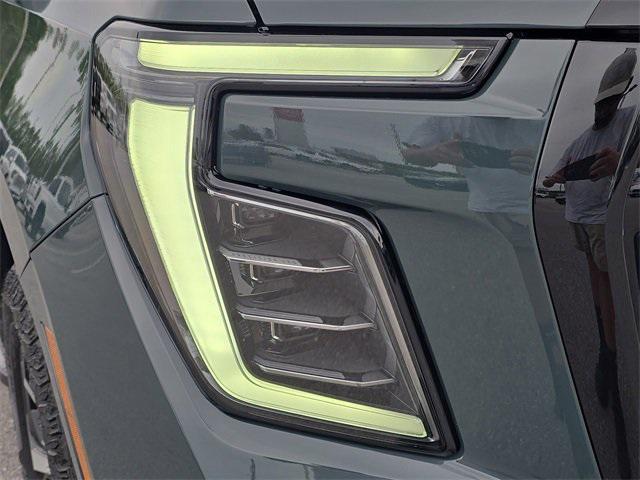 new 2025 GMC Yukon XL car, priced at $85,014