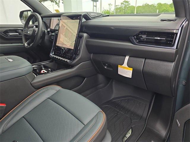 new 2025 GMC Yukon XL car, priced at $85,014