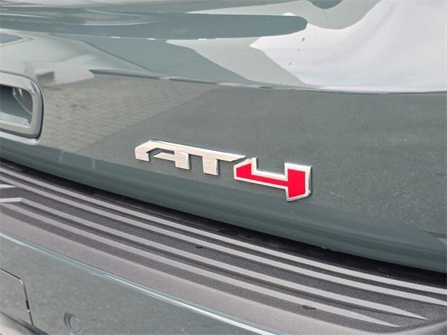 new 2025 GMC Yukon XL car, priced at $85,014