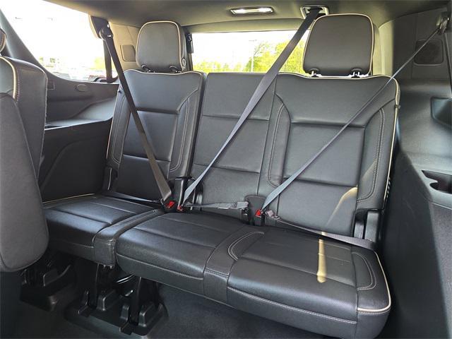 used 2023 GMC Yukon car, priced at $52,884