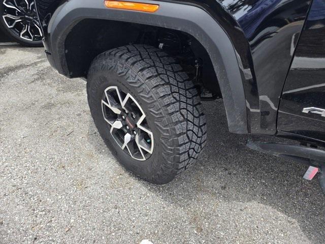 used 2024 GMC Canyon car, priced at $49,997