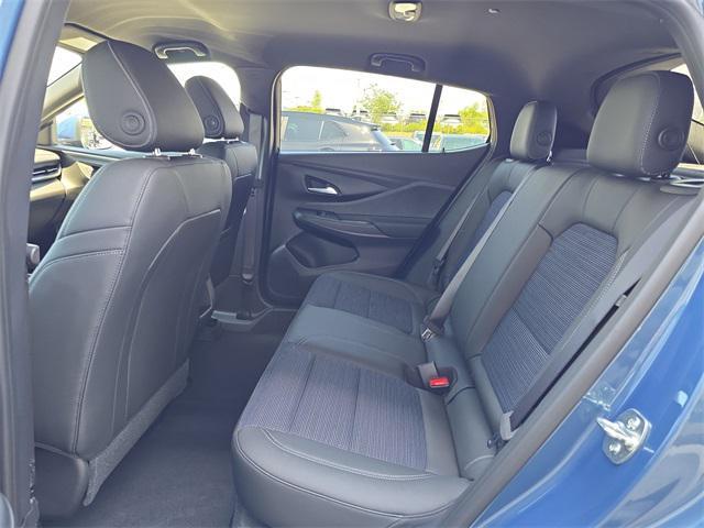 new 2025 Buick Envista car, priced at $24,906