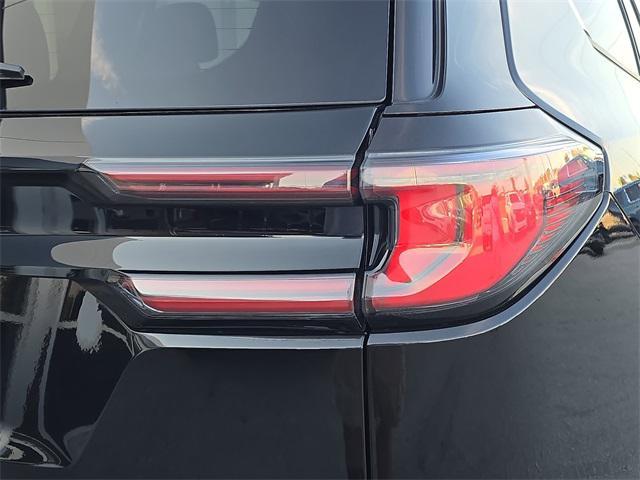 used 2025 GMC Acadia car, priced at $33,777