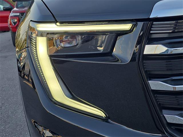 used 2025 GMC Acadia car, priced at $33,777