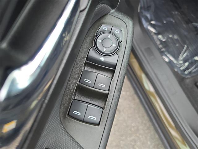 used 2023 Chevrolet Equinox car, priced at $21,455