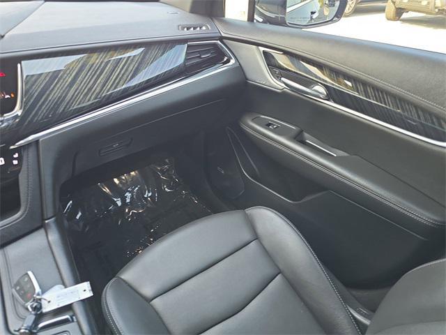 used 2023 Cadillac XT6 car, priced at $38,995