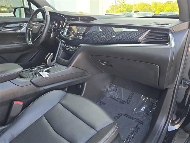used 2023 Cadillac XT6 car, priced at $38,995