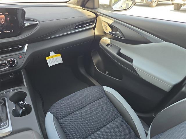 new 2025 Buick Envista car, priced at $26,582
