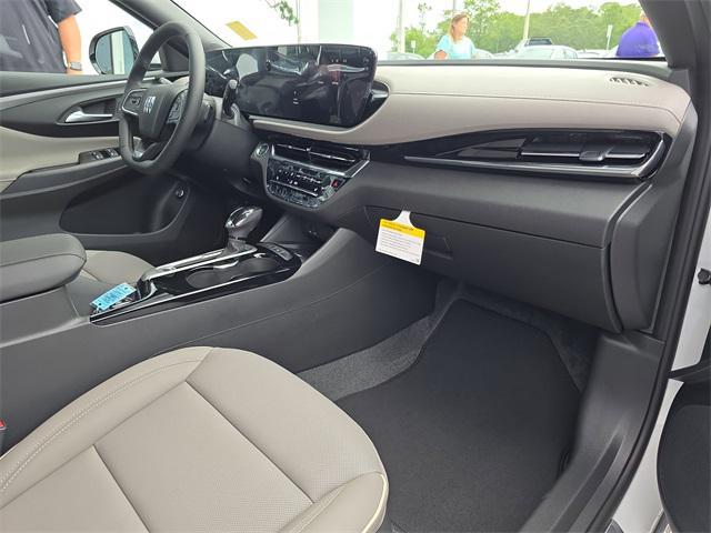 new 2025 Buick Envista car, priced at $30,648