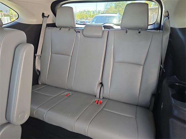 used 2021 Toyota Highlander Hybrid car, priced at $32,885