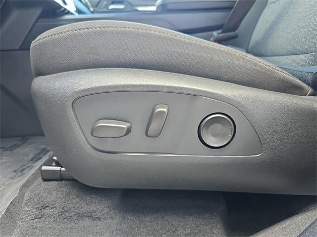 used 2025 GMC Acadia car, priced at $35,888