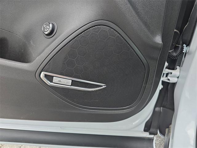 new 2025 Buick Envision car, priced at $45,179