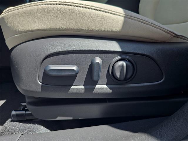 new 2025 Buick Encore GX car, priced at $26,080