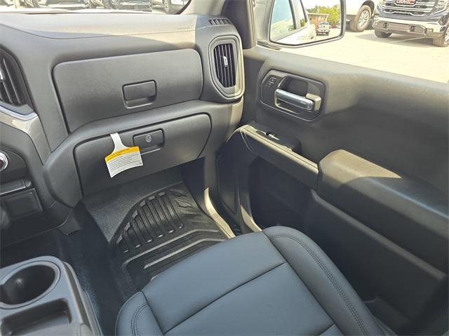 new 2025 GMC Sierra 1500 car, priced at $41,585