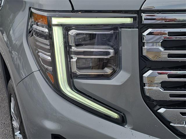 new 2025 GMC Sierra 1500 car, priced at $72,572