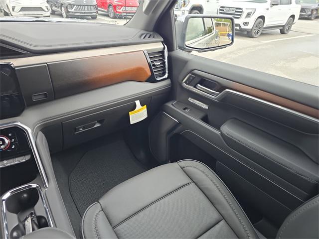 new 2025 GMC Sierra 1500 car, priced at $72,572