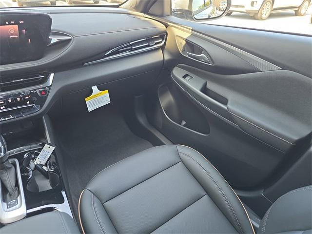 new 2025 Buick Envista car, priced at $28,668