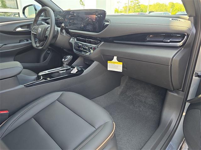 new 2025 Buick Envista car, priced at $28,668