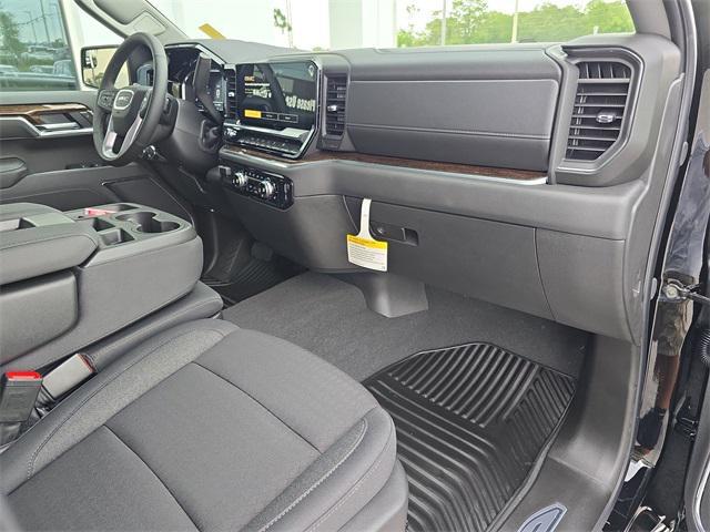 new 2025 GMC Sierra 1500 car, priced at $49,832