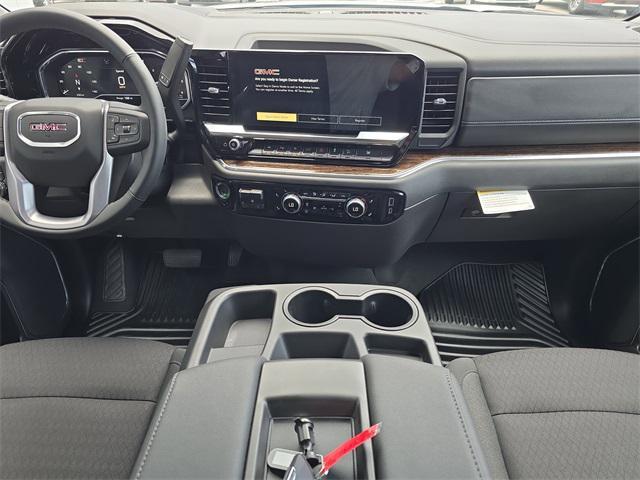 new 2025 GMC Sierra 1500 car, priced at $55,753
