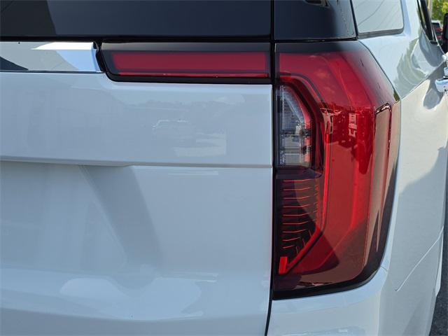 new 2025 GMC Yukon car, priced at $77,639