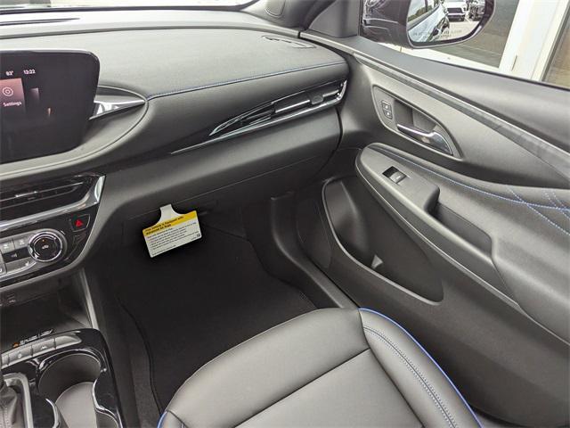 new 2025 Buick Envista car, priced at $27,570