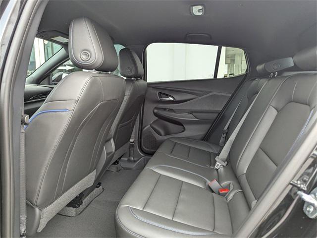 new 2025 Buick Envista car, priced at $27,570