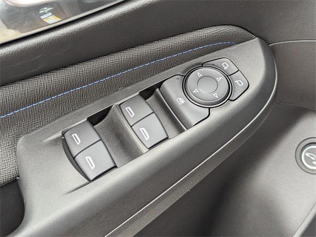 new 2025 Buick Envista car, priced at $27,570