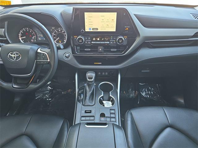 used 2023 Toyota Highlander car, priced at $31,775