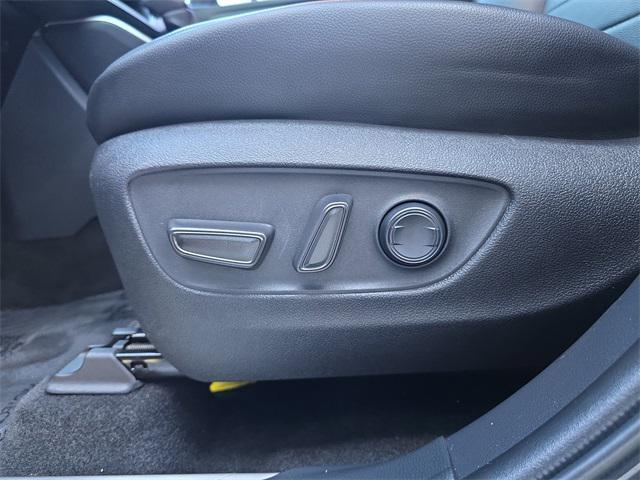 used 2023 Toyota Highlander car, priced at $31,775