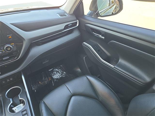 used 2023 Toyota Highlander car, priced at $31,775