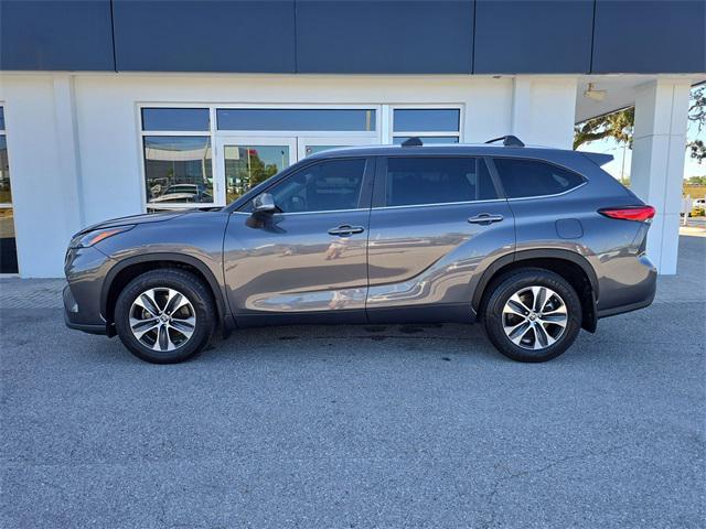 used 2023 Toyota Highlander car, priced at $31,775