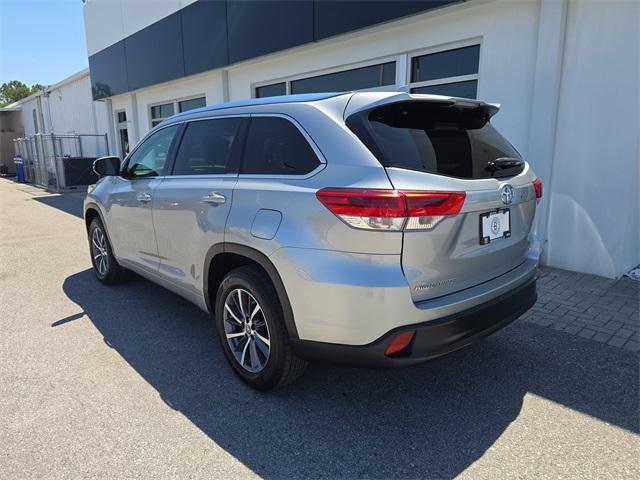 used 2018 Toyota Highlander car, priced at $24,997