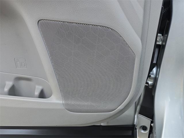 used 2018 Toyota Highlander car, priced at $24,997