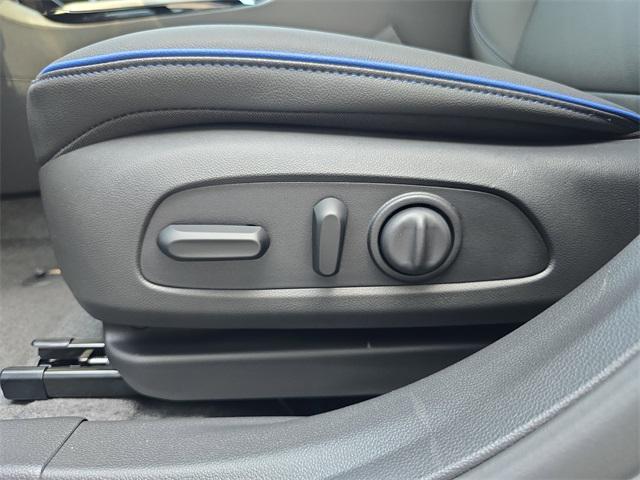 new 2025 Buick Envista car, priced at $28,175