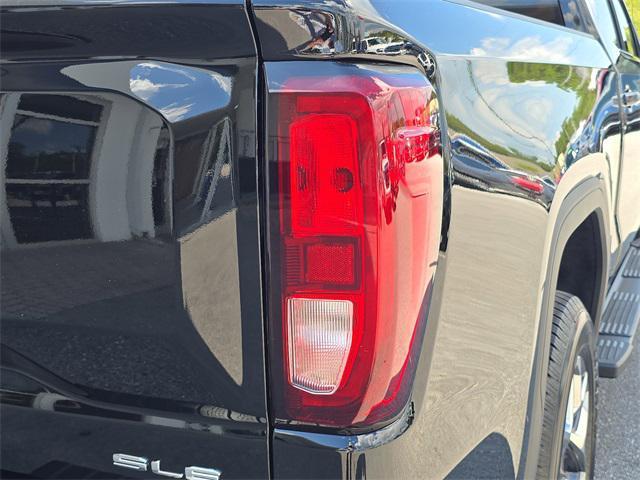 new 2026 GMC Sierra 1500 car, priced at $47,601